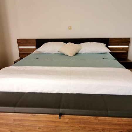 Apartment Brala 珀塞达耶 外观 照片